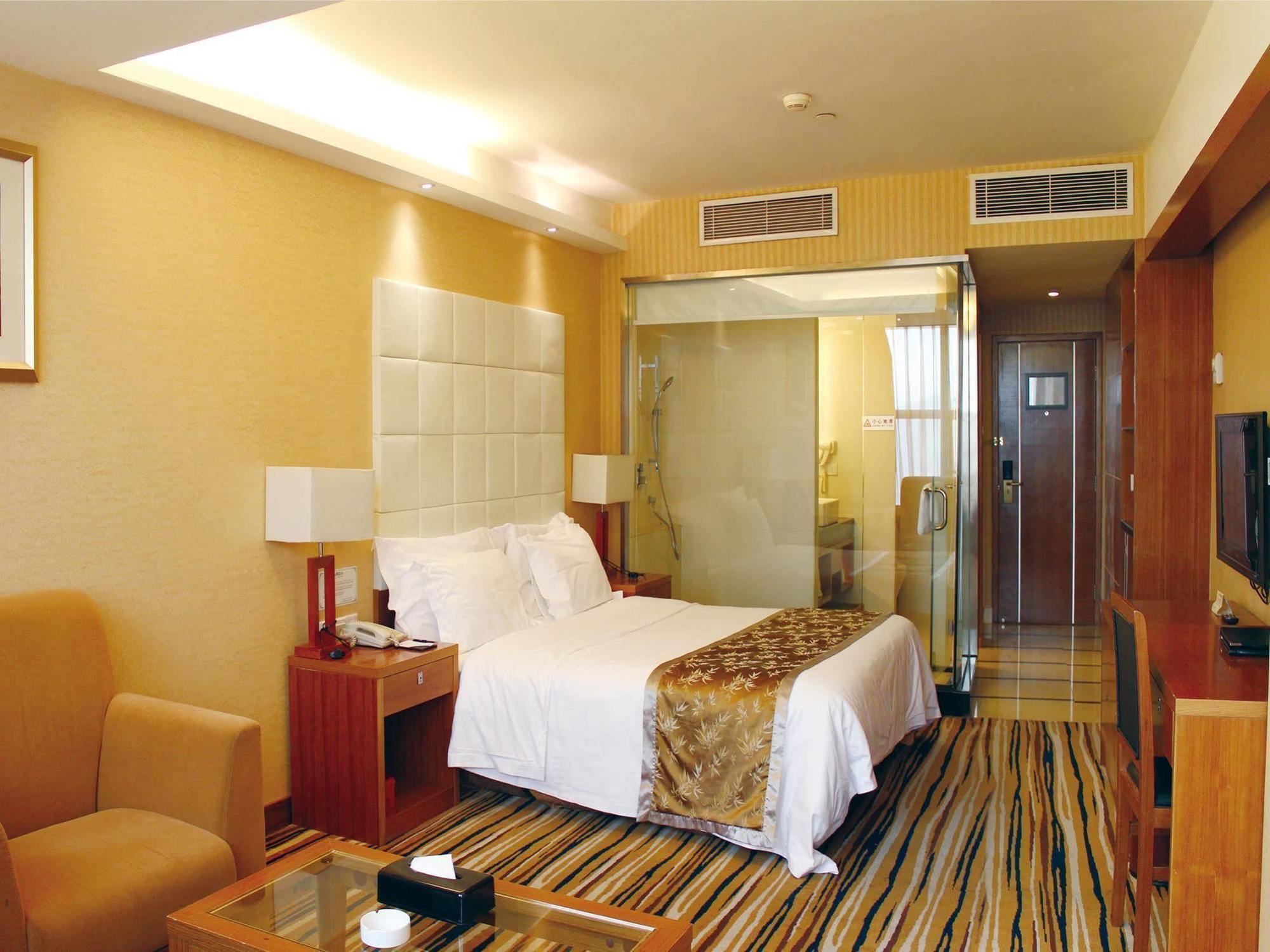 Shenzhen Luohu Railway Station Hotel - West Building Экстерьер фото